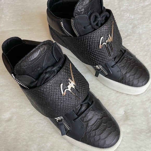 Giuseppe Zanotti “Python Skin” - Picture 2 of 5